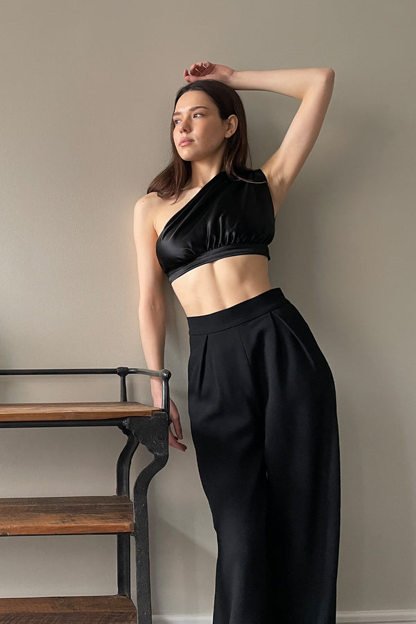 Draped crop top black