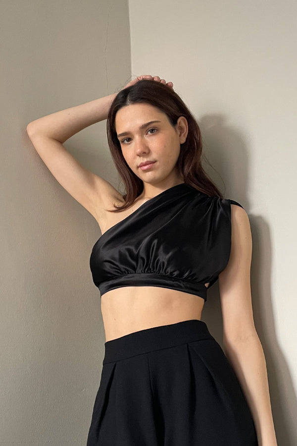 Draped crop top black