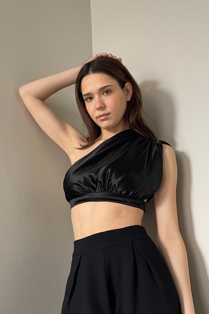 Draped crop top black