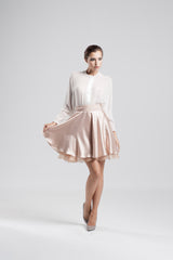 Docile skirt skin